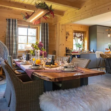 Holiday home Dwie Doliny *