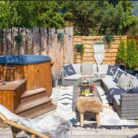 Dwie Doliny Holiday home *